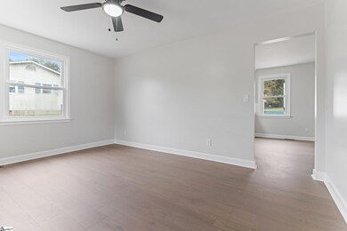 148 Southland Ave, Boiling Springs, SC 29316 - photo 7