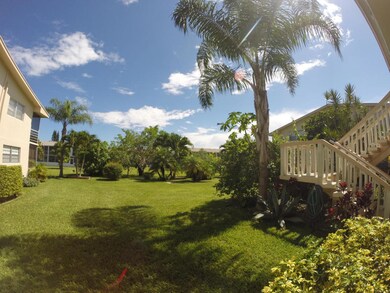 408 Sheffield Q unit Q, West Palm Beach, FL 33417 - photo 2