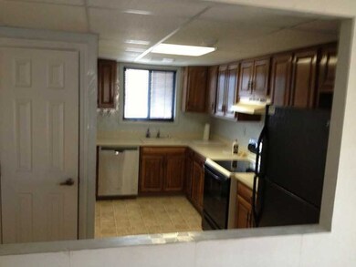 650 E Greenwich Ave unit 2-101, West Warwick, RI 02893 - photo 2