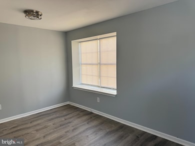 1935 Winslow Ct, Woodbridge, VA 22191 - photo 4