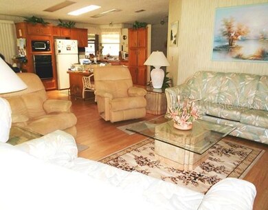 156 Eola Park Dr, Davenport, FL 33897 - photo 4