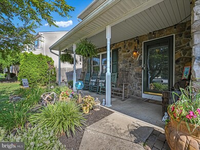 1032 Georgetown Dr, Reading, PA 19605 - photo 4