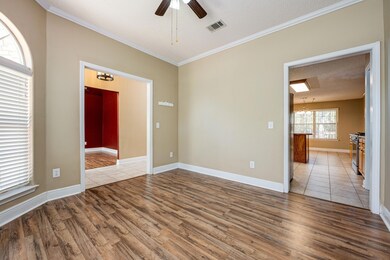 518 Vulpes Sanctuary Loop-Crestview-23