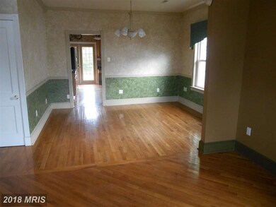 11213 Hollywood Rd, Hagerstown, MD 21740 - photo 4