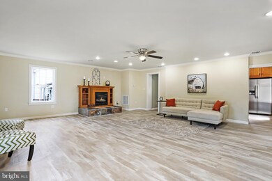 12516 Bradbury Ave, Smithsburg, MD 21783 - photo 5