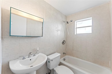 2496 SW 17th Ave unit 5306, Miami, FL 33145 - photo 6