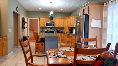 470 Cushman Rd, North Attleboro, MA 02760 - photo 5