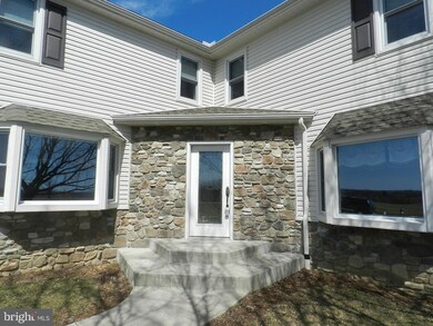 1972 Wenger Ln, Chambersburg, PA 17201 - photo 2