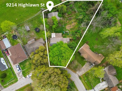9214 Highlawn St, Houston, TX 77022 - photo 3