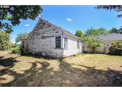 2902 19th Ave, Forest Grove, OR 97116 - photo 3