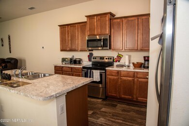 9042 Kipper Dr, Jacksonville, FL 32211 - photo 5