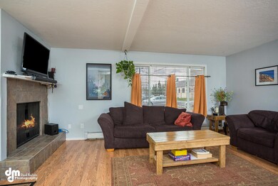 7036 Weimer Rd 1 Anchorage AK-large-005-