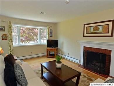 13 Blossom Cir E, Middletown, NJ 07748 - photo 5