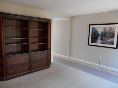 643 Simbury St unit E6, Columbus, OH 43228 - photo 6