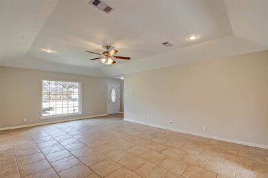 2010 Long Dr, Richmond, TX 77469 - photo 6