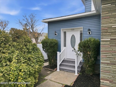 730 W Locust St, Scranton, PA 18504 - photo 5