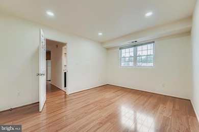11906 Tarragon Rd unit I, Reisterstown, MD 21136 - photo 5