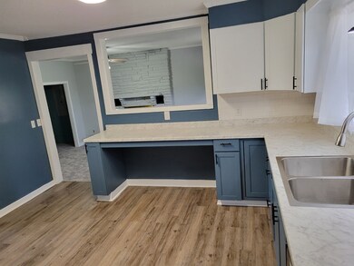 312 Blue Ribbon Pkwy, Shelbyville, TN 37160 - photo 4