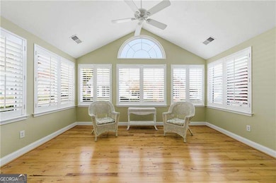 945 Burnt Hickory Cir NW unit 8, Marietta, GA 30064 - photo 4