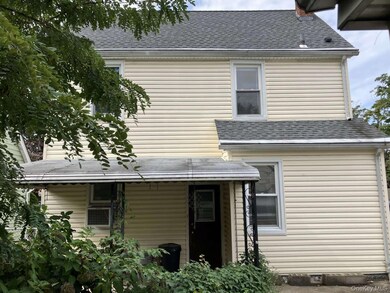 121 Campbell Ave, Williston Park, NY 11596 - photo 6