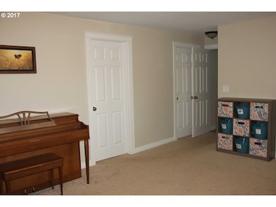 9385 SW Bradley Place, Beaverton, OR 97008 - photo 4