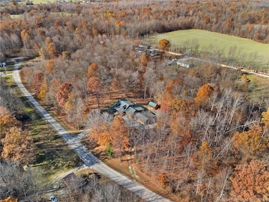 1671 Burns Ct, Austin, IN 47102 - photo 4