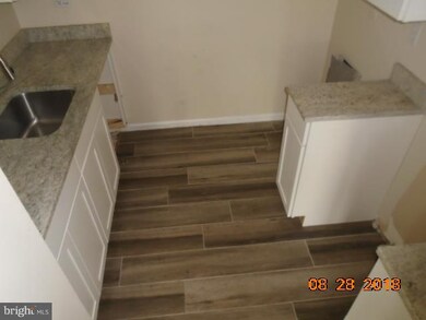 1110 Castle Harbour Way unit 3B, Glen Burnie, MD 21060 - photo 2