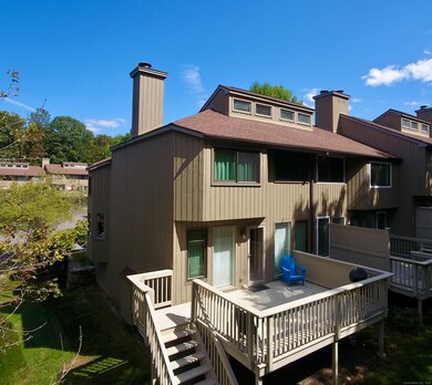 35 Far View Commons unit 35, Southbury, CT 06488 - photo 2