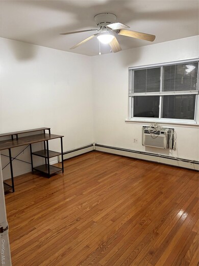 10-55 Beach 22nd St unit 2 fl, Far Rockaway, NY 11691 - photo 2