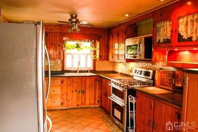 2806 Maple Ave, South Plainfield, NJ 07080 - photo 6