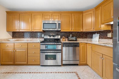 9 Cranleigh Mews unit U300, Nashua, NH 03063 - photo 3