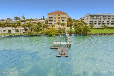 Community dock on Banana River