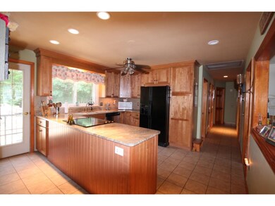 60 Constant St, Manchester, NH 03103 - photo 6