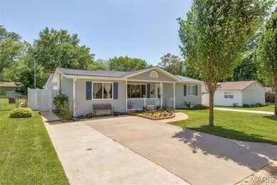 334 7th St, Farmington, MO 63640 - photo 2