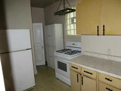 Cafeteria/Kitchen.