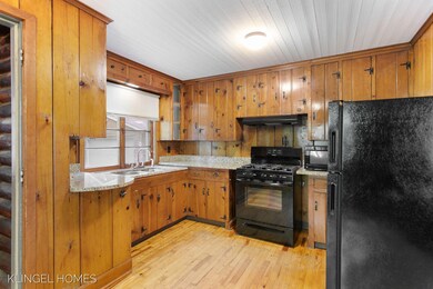14-web-or-mls-18200-n-fruitport-rd