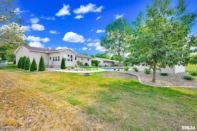 201 Olga St, Roanoke, IL 61561 - photo 6