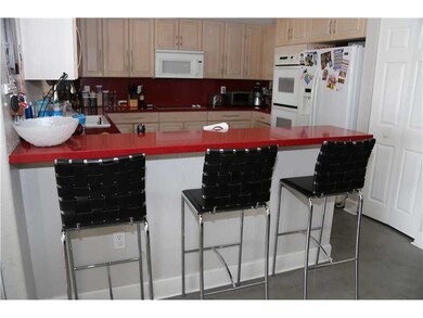 6902 NW 112th Ave, Doral, FL 33178 - photo 5