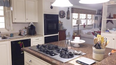 8 Clover Ln, Barre, VT 05641 - photo 4