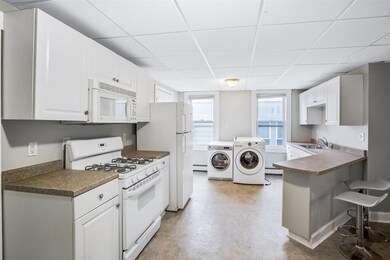 11 Read St unit 3, Salem, MA 01970 - photo 3