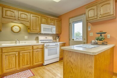 12 Aster St, Dyer, IN 46311 - photo 5