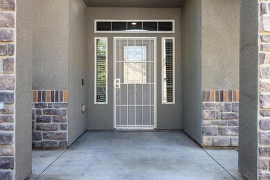 3342 N Carriage Ave, Fresno, CA 93727 - photo 4