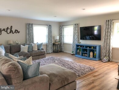 12118 Mackell Ln, Bowie, MD 20715 - photo 5