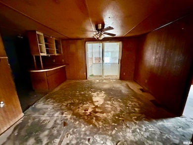 301 S 11th St, Keithsburg, IL 61442 - photo 6