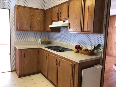 14093 Piper St NE, Aurora, OR 97002 - photo 5