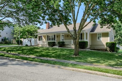 702 Egret St, Raymore, MO 64083 - photo 2