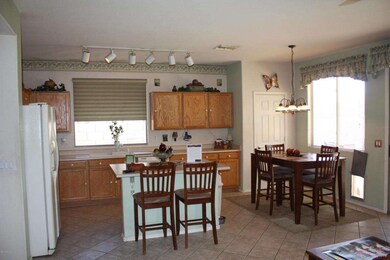 Kitchen and Breakfast Area
