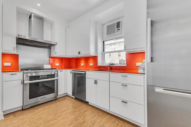 29 E 64th St unit 10C, New York, NY 10065 - photo 3