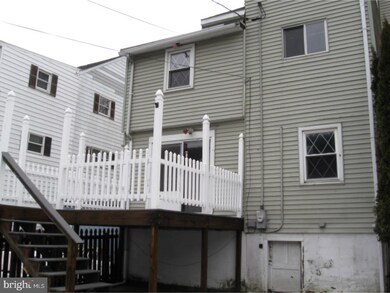421 Walnut St, Ashland, PA 17921 - photo 6