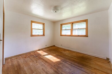 322 Keller Ave, Waukegan, IL 60085 - photo 6